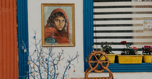 Personalized Holiday Gifts They’ll Actually Use: Custom Map Frames Under $250